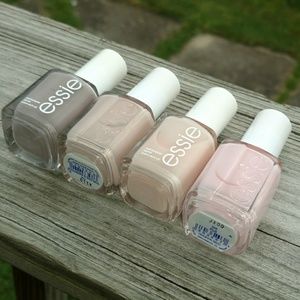Nudes Bundle of Essie